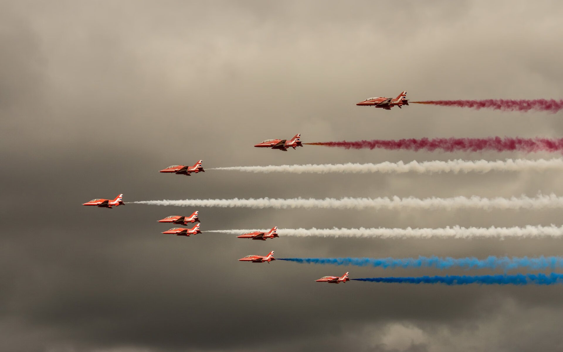 德甲俱乐部会员制优惠提升球迷现场参与度，德甲参赛球队